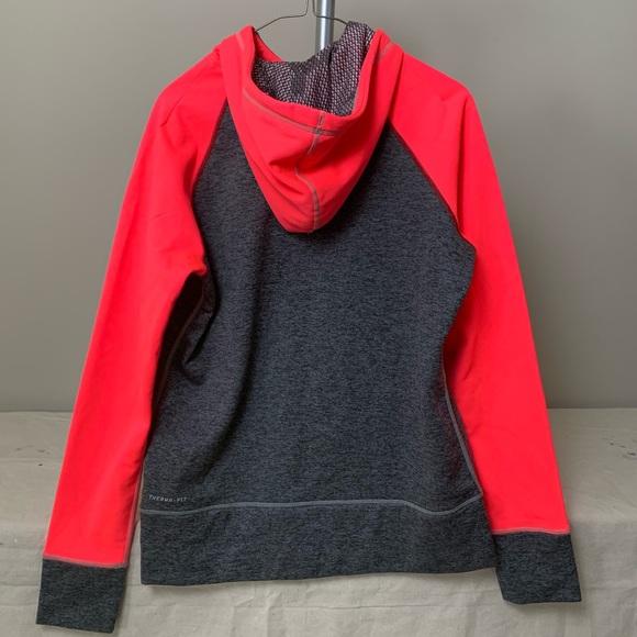 Nike Therma-Fit hoodie - Picture 2 of 5